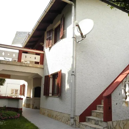Petar - 30 M From Sandy Nin
