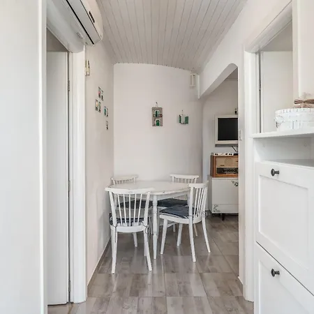 Petar Appartement Nin