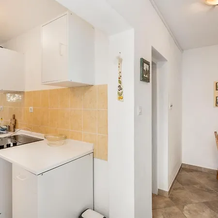 Petar Appartement Nin