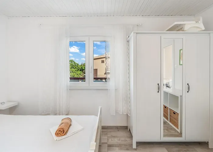 Petar Appartement Nin